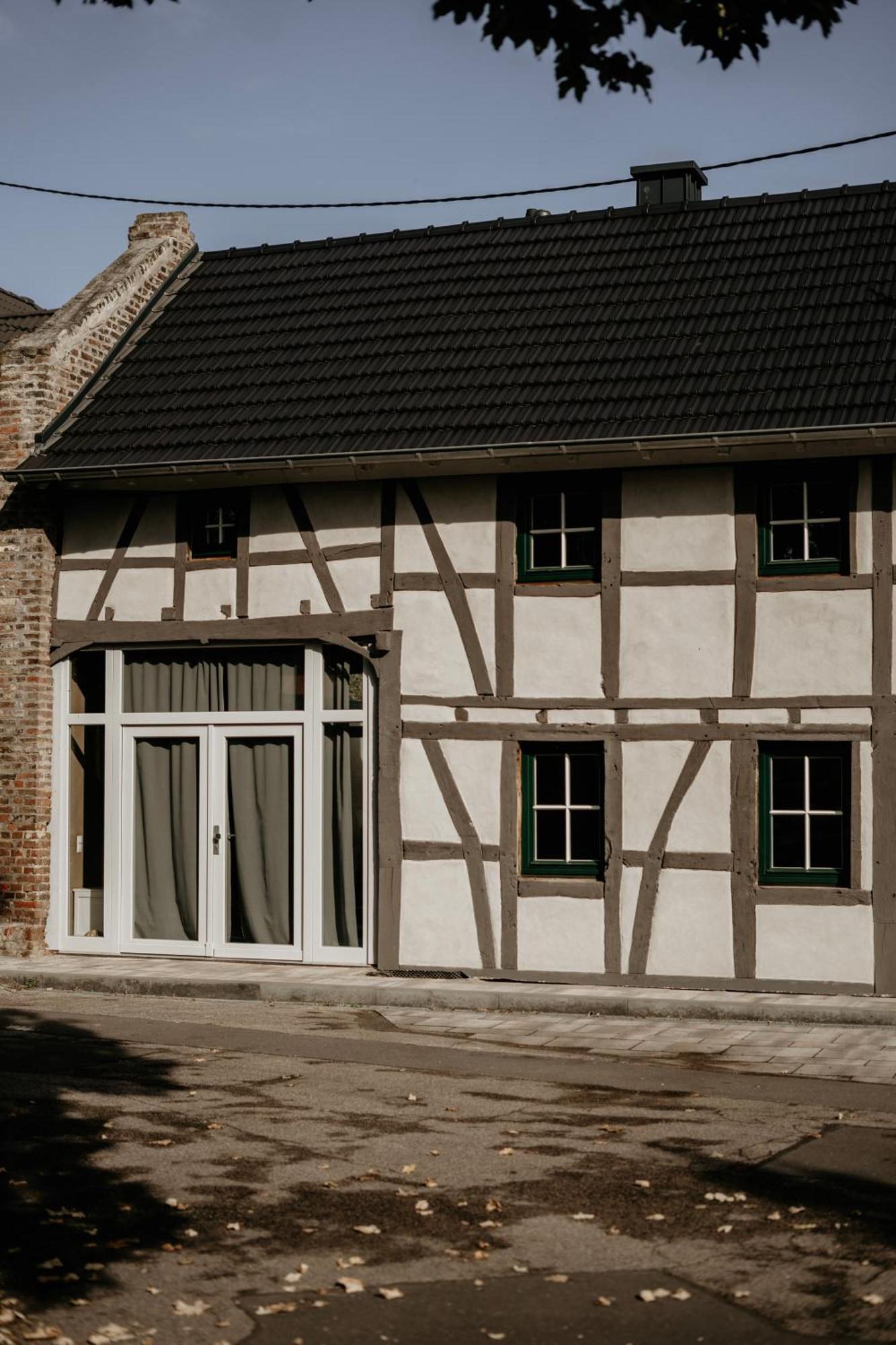 Modernisiertes Fachwerkhaus In Rheinbach Bei Bonn Vila Exterior foto