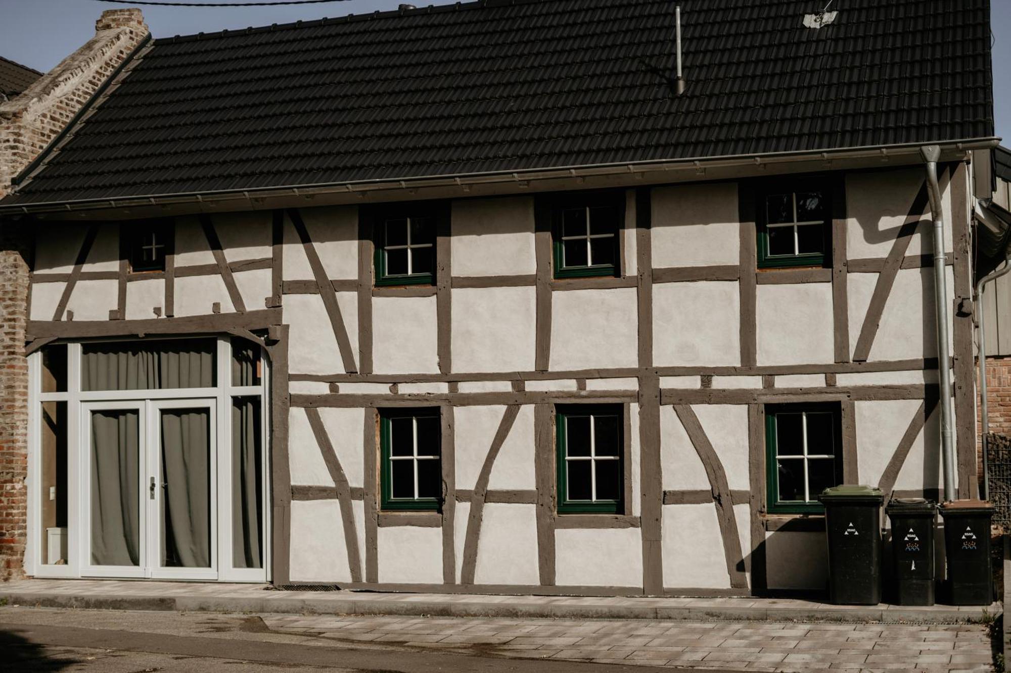 Modernisiertes Fachwerkhaus In Rheinbach Bei Bonn Vila Exterior foto
